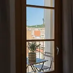 - Gracia 5-a Apartament *